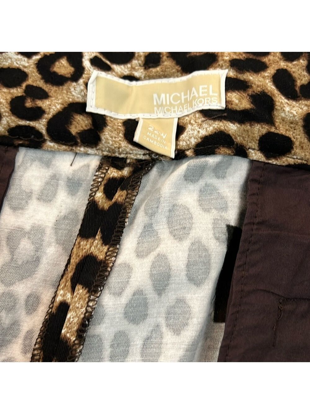 NWT $78 Michael Kors PLUS Women’s Shorts Dark Camel - Picture 4 of 6